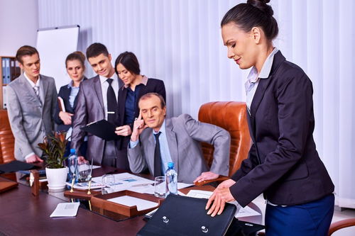 國(guó)內(nèi)企業(yè)管理咨詢公司績(jī)效管理實(shí)踐探析 卓越者何以卓越